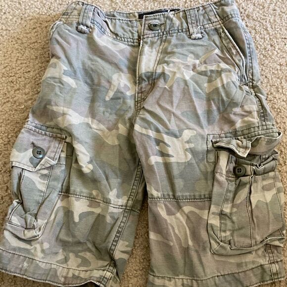 Boys Levi’s Camo Cargo Shorts - Picture 1 of 4